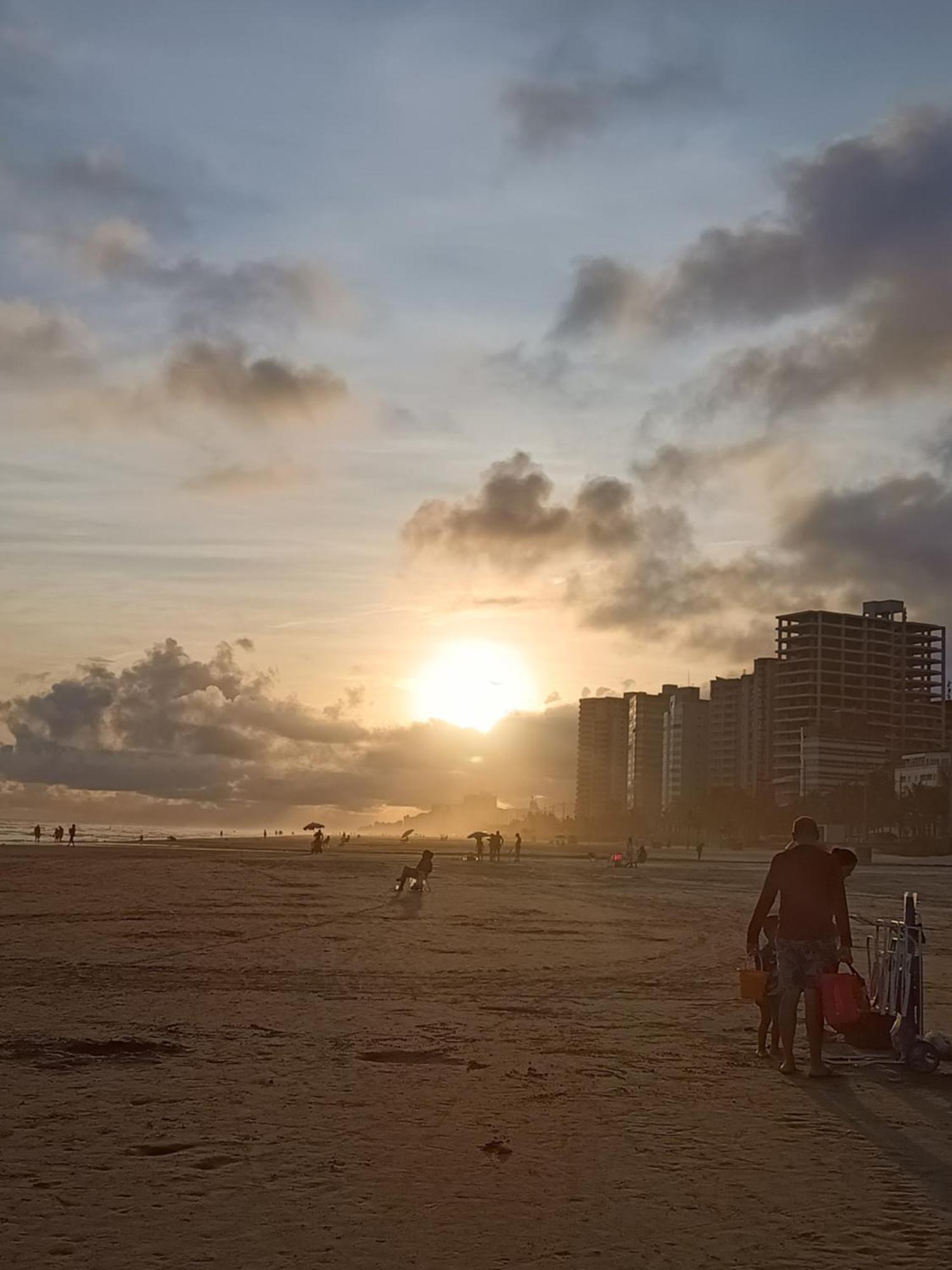 Kitnet Frente Pro Mar Em Vila Caicara, Portaria 24 Hs E Wifi Praia Grande  Kültér fotó
